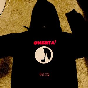 This is a small female omerta’ hoody